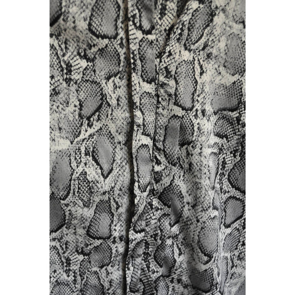 Bishop+Young Snakeskin top blouse cap sleeve size small - Picture 5 of 8